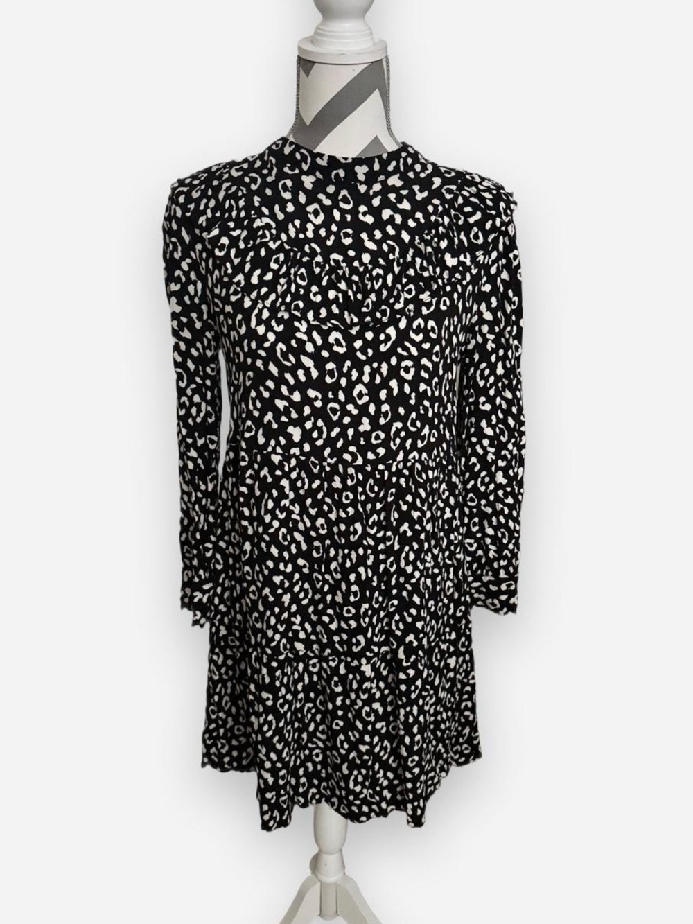 bohme Black & White Leopard-Print Long Sleeve Tiered Dress - Picture 11 of 13